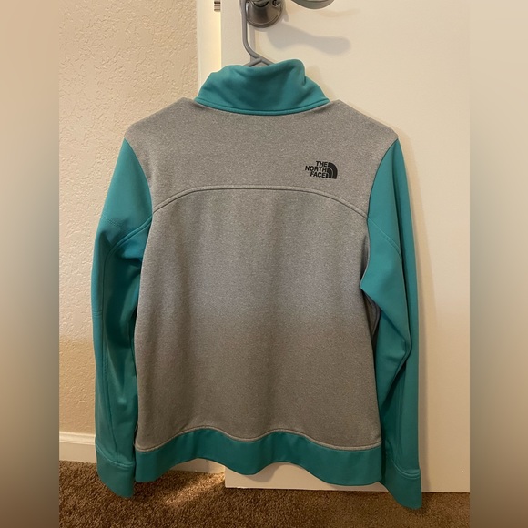 The North Face Jacket - Picture 2 of 4